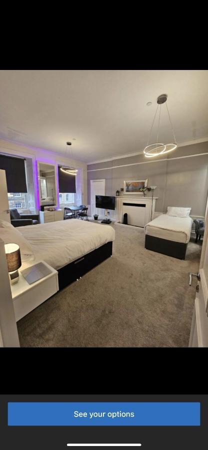 Luxury Family Room With Private Bathroom In The Heart Of إدنبرة المظهر الخارجي الصورة