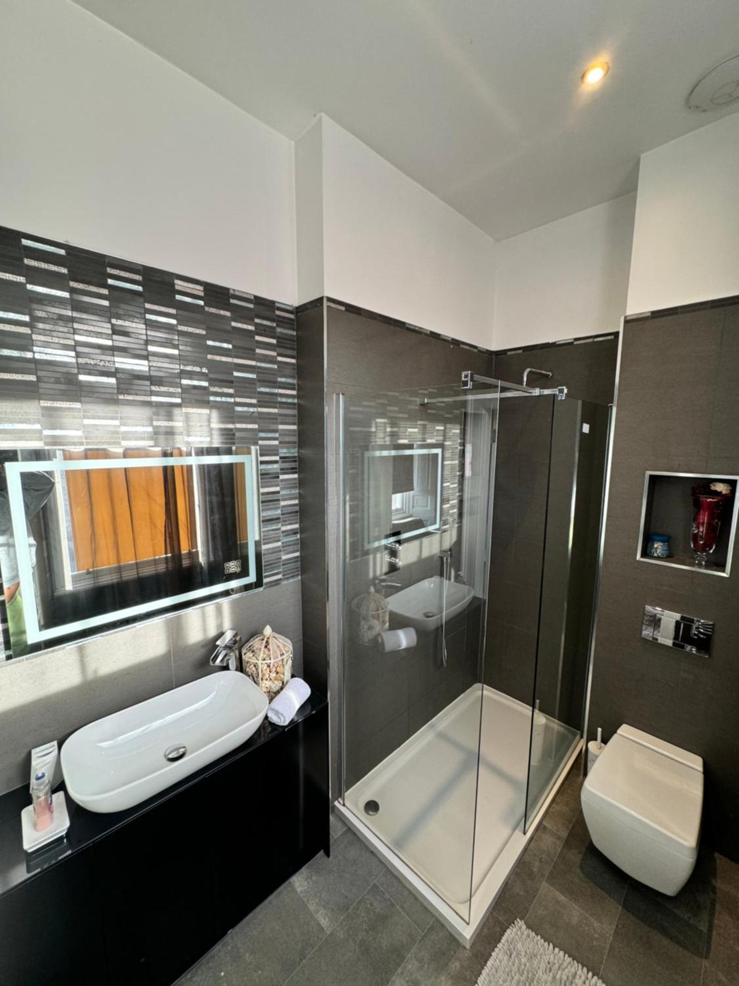 Luxury Family Room With Private Bathroom In The Heart Of إدنبرة المظهر الخارجي الصورة